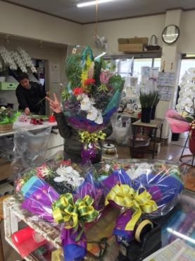 花束ご注文ありがとうございました。|「フローリストルミ」　（高知県南国市の花屋）のブログ